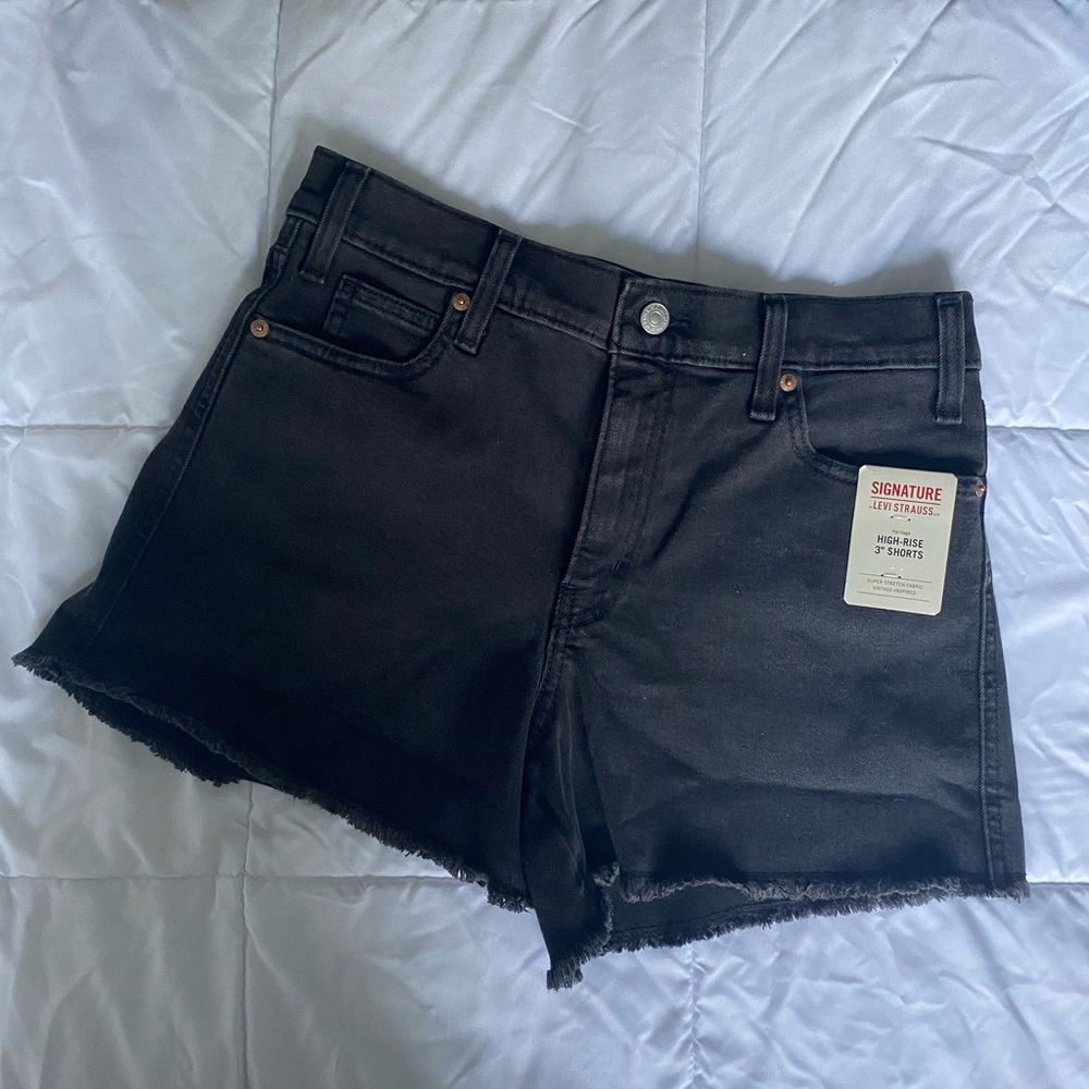 Levis Strauss new denim shorts.